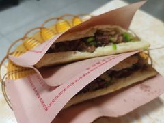 -河间正宗驴肉火烧(听海居店)