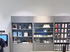 -Apple授权专营店(宝山万达店)