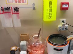 -呼啦面馆·头牌豌杂面(建新东路店)