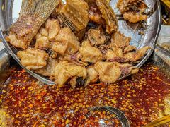 -肖肖酸萝卜鱼火锅(总店)