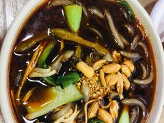 酸辣粉-超级大馍王肉夹馍