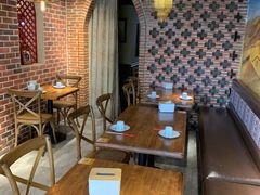 大堂-疆里疆外·和田烤肉·清真