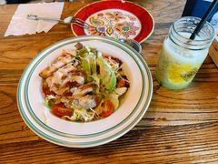 牛油果鸡扒沙拉-I HOLIC艾豪丽披萨(KKone店)