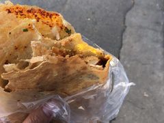 -正宗杂粮煎饼香软鸡蛋饼