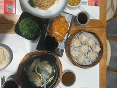 -馋三尺蟹粉小笼(人民广场店)