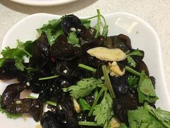 -潮庭港式茶餐厅·熊仔奶茶(同济广场店)