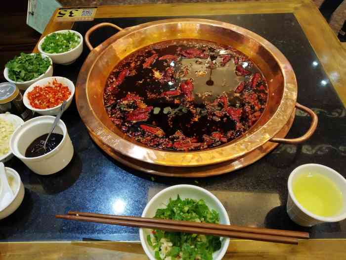 蜀鼎香火锅(富顺店)-"大老远的过年回家当然少不了和好闺蜜(7307.