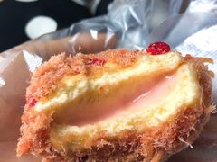 草莓酥松小贝-鲍师傅糕点(国金街店)