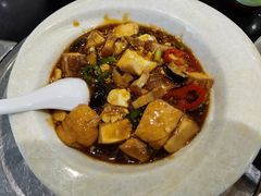冬菇火腩焖山水豆腐-美极鲜食坊(宝安南路店)