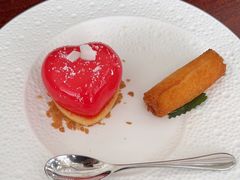 -鲜璟台·地标景观餐厅(上海中心店)