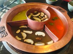 -滇釜火锅·能喝汤的火锅(车公庄店)
