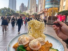 -馋三尺蟹粉小笼(人民广场店)