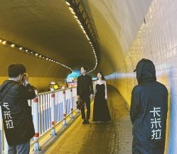 -卡米拉婚纱摄影工作室(金汇广场店)