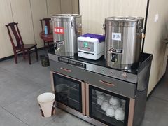 -陆元丰·兰州纯汤牛肉面(自强西路店)