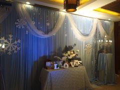 -山明水秀大饭店