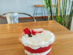 荔枝乳酪红丝绒奶油蛋糕（限定）-ChanDu躔度咖啡(灯塔店)