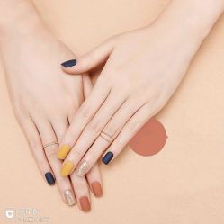 -蔓晨美甲工作室