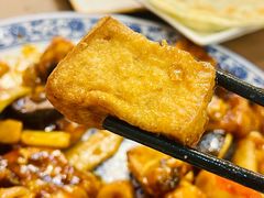 -金牌餐厅·天津菜·八珍豆腐·老爆三(瓷房子店)