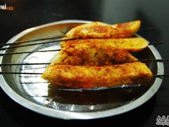-老钟家烤羊排·敦伊阁清真餐厅胡羊焖饼