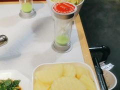 -鲁员外地锅鸡地锅鱼(古墩路店)