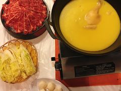 -鲜入围煮花胶鸡海鲜火锅