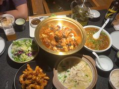 -鲁菜根·泰安菜(万达店)