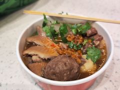 -卤大叔·广州牛杂(壹方城店)