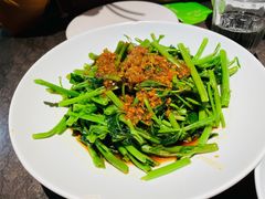 顺德捞通菜-汤城小厨•粤菜•靓汤(苏州街店)
