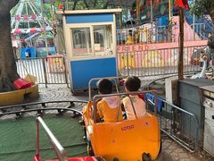 -顺德大良半月城游乐场