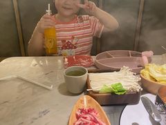 -左庭右院鲜牛肉火锅(浦江欢乐颂店)