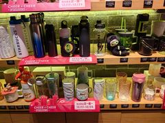 零售区-星巴克(广州动漫星城东区店)
