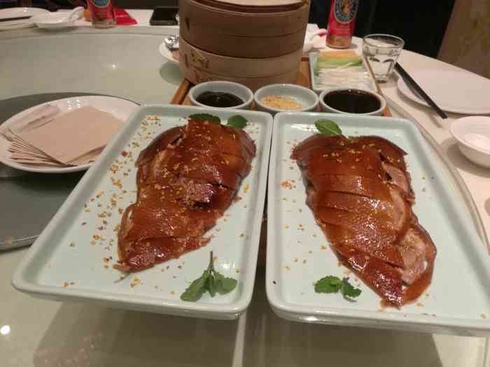 青年餐厅(龙德广场店)-"服务一般,口味一般,环境一般!以后有待提.