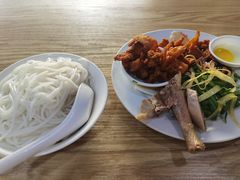 -德致祥云南过桥米线(云天小苑店)
