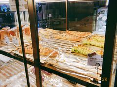 -奈雪的茶(湖滨银泰in77C区PRO店)