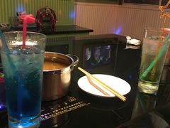 -唯爱KTV聚会餐厅(仙林东城汇店)