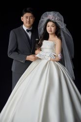 -乐派诗婚纱摄影