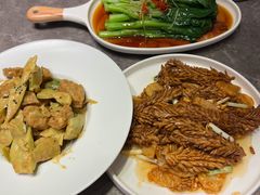 爆炒腰花-闫府私房菜·百年鲁菜(恒隆店)