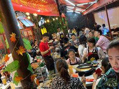 大堂-钢管厂歆瑞源油卤串串香(春熙路太古里店)