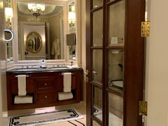 -广州富力丽思卡尔顿酒店