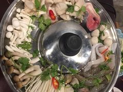 -Thai Market Restaurant( 04 Tran Quoc Toan)