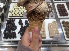 -VENCHI 闻绮(上海佛罗伦萨小镇店)
