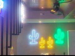 -夜火烤摊·东北烧烤酒场·老杨小黄鱼