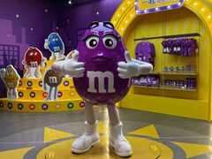 -m豆巧克力世界(上海世茂广场店)