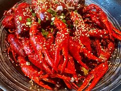 -肥肥虾庄·金牌油焖大虾(汉街SKP店)