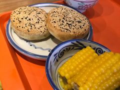 -小放牛炒菜馆(军校店)