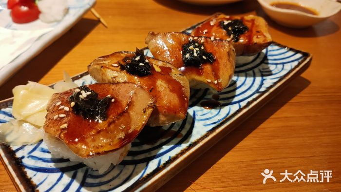 有喜屋·鲜鸡板前烧鸟(徐家汇店)鹅肝寿司图片