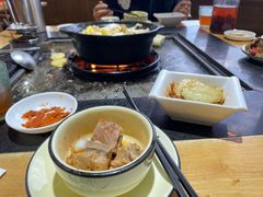 -有一锅·野生菌黑山羊腊排骨火锅(古城北门店)