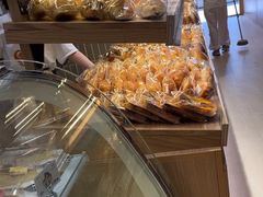 -小飞象面包公社(珠江路金鹰店)
