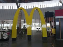 -麦当劳(鄂尔多斯机场店)