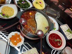 -星璨火吧KTV聚会餐厅(丰庆路店)